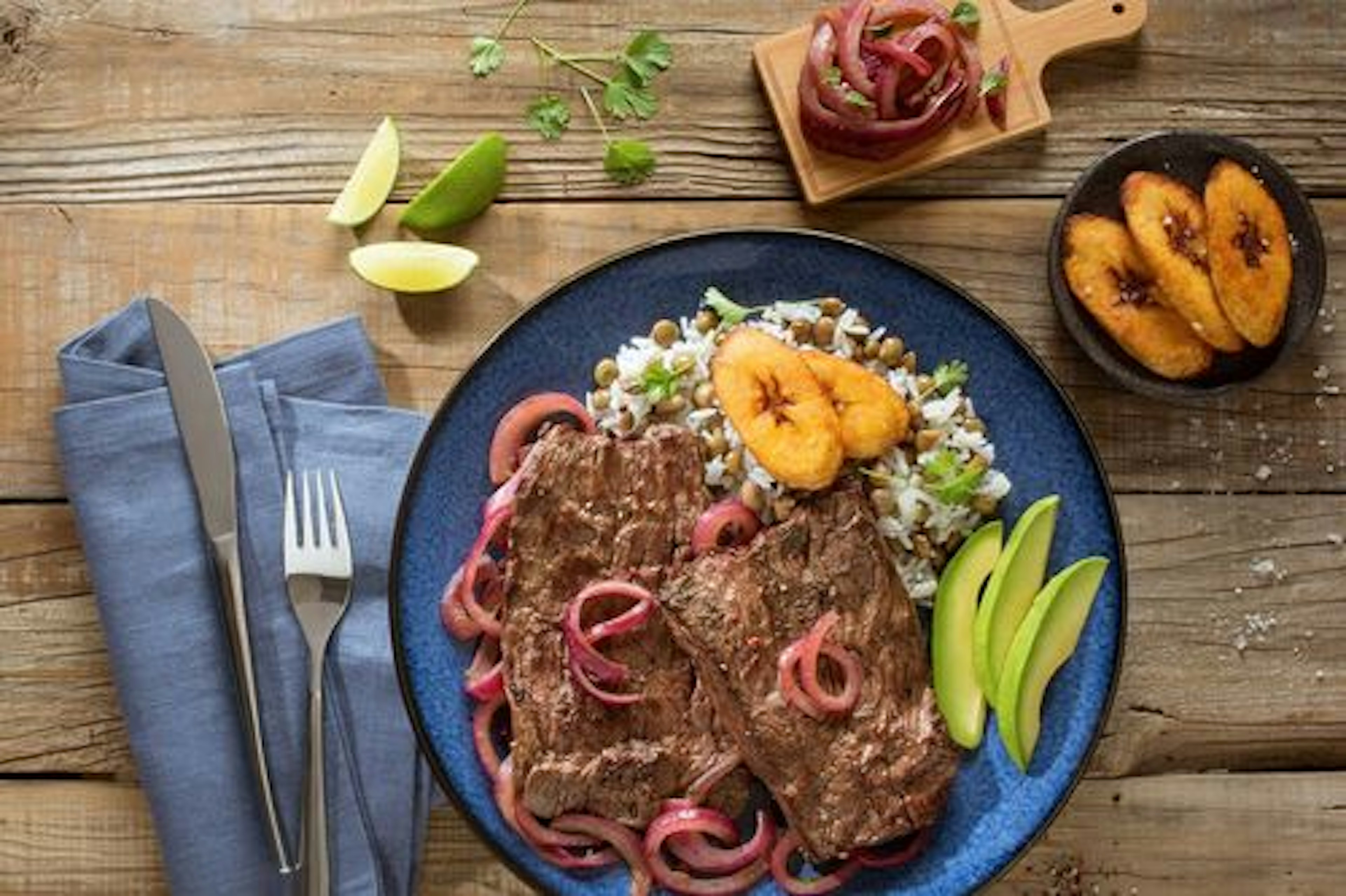 Bistec Encebollado